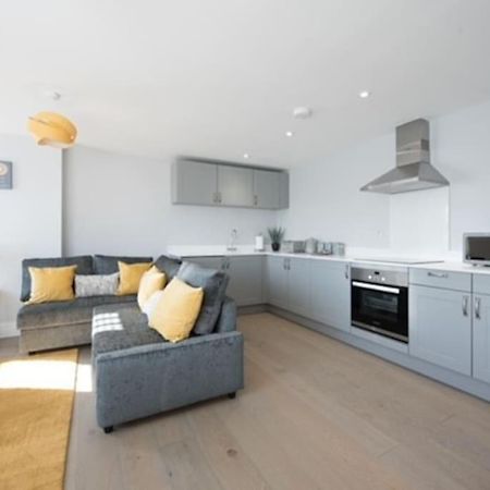 Beautiful, Spacious 1 Bed Flat Brentwood Eksteriør bilde