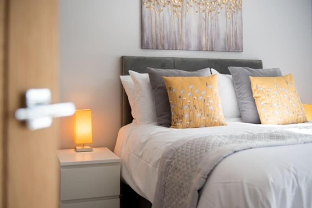 Beautiful, Spacious 1 Bed Flat Brentwood Eksteriør bilde