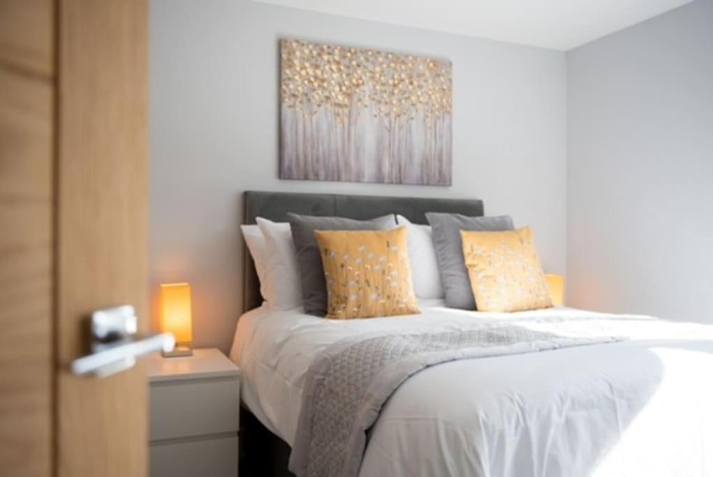 Beautiful, Spacious 1 Bed Flat Brentwood Eksteriør bilde